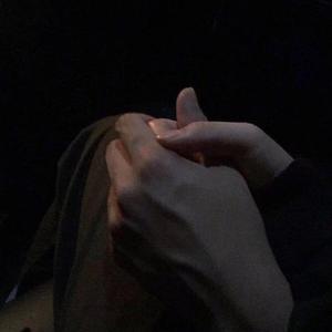 俄罗斯女同三人交
